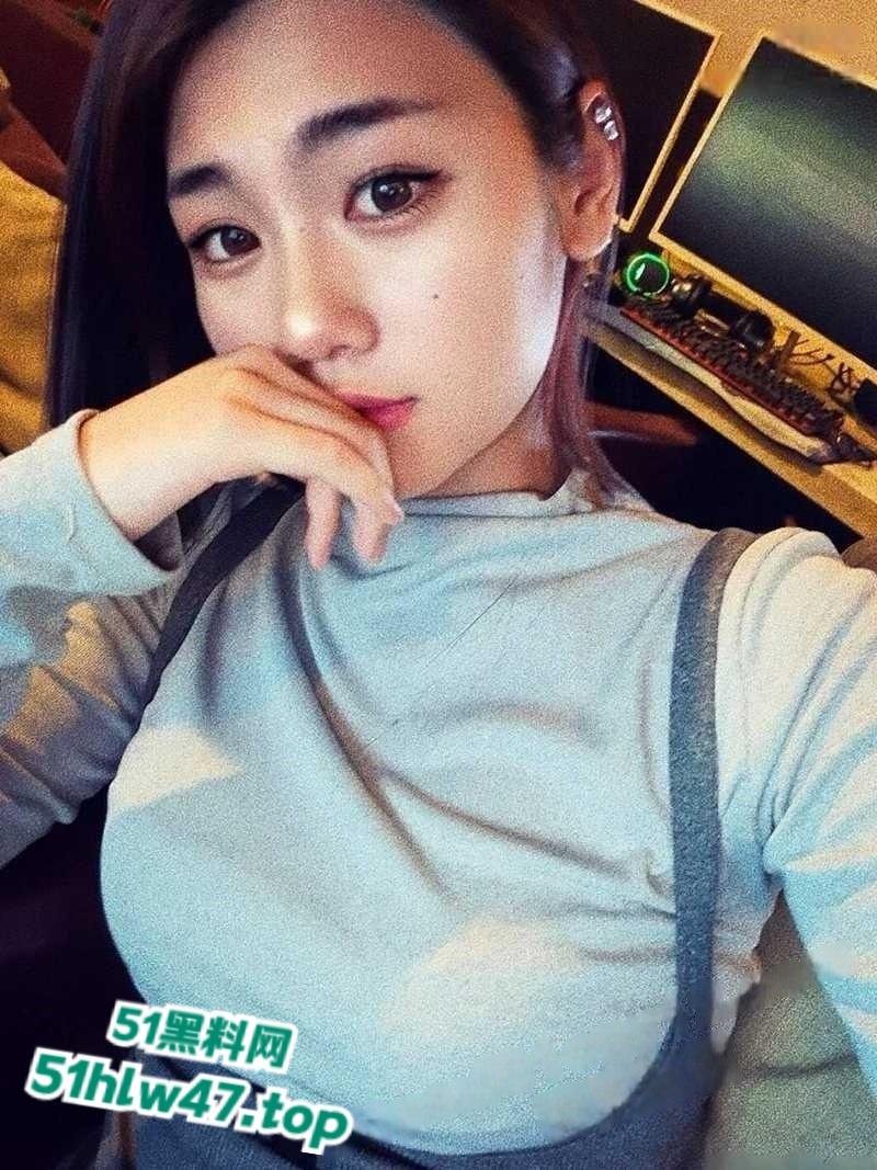 山东政法大学，大二的颜值女神【李莹】清纯如仙女一般惨遭被骗，以招聘模特名义骗出自慰视频并曝光！-7