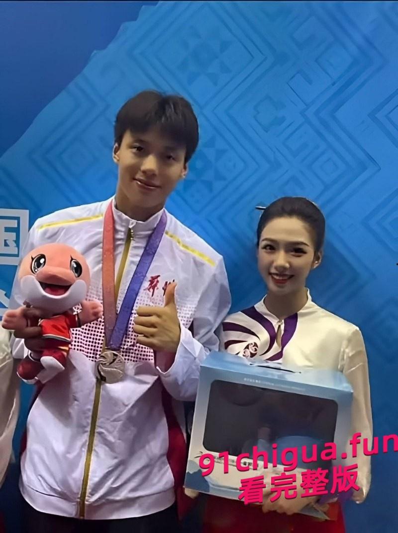 青年泳将禹景铭被曝私下太精彩 上六休一竟是这种含义！-1