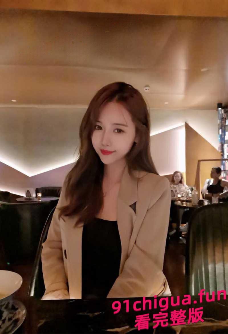 顺德农行职员陈雪莹3P群交视频流出，被两男前后顶操叫声酥麻惹人爱！-6