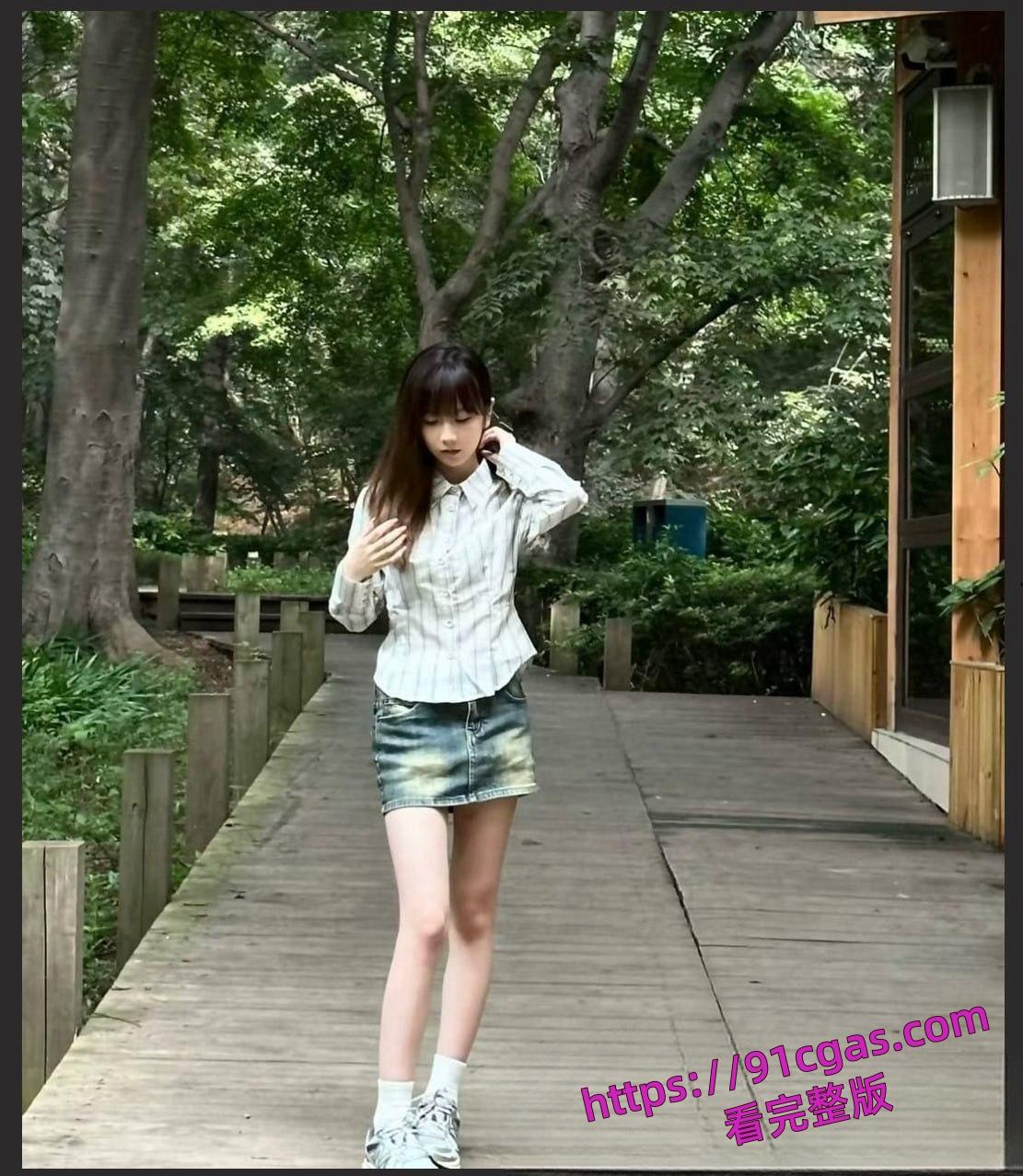 中国海洋大学的大一嫩妹许真福被前男友粉鲍特写怼拍视频-7