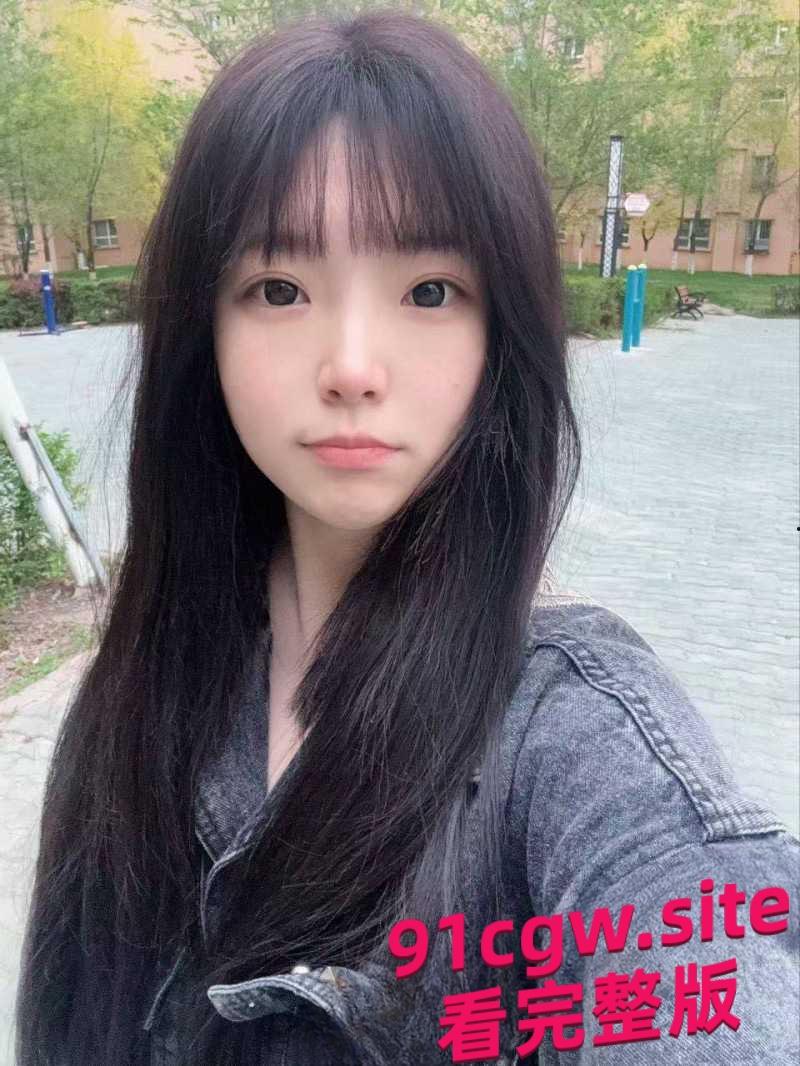 奶气草莓少妇欠债无力偿还 迫不得已用女儿身体肉偿-5
