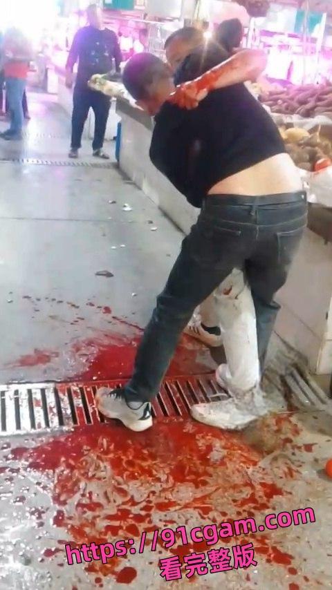 广东中山小榄菜市场杀人案全曝光！老婆偷情被抓 绿帽老公持刀桶男小三！-2