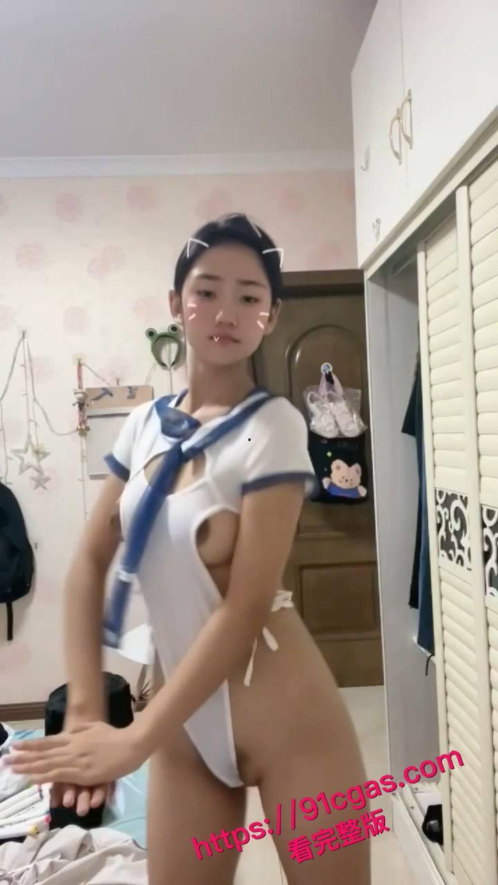 快手清纯学妹秒变反差骚妹！乳晕萌妹，高颜值极品尤物-3