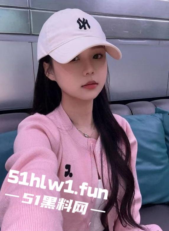 大神探店遇神级洗浴会所！ 技师颜值超高种类超级全面真实探店实录各式各样的骚货供你选择。-17