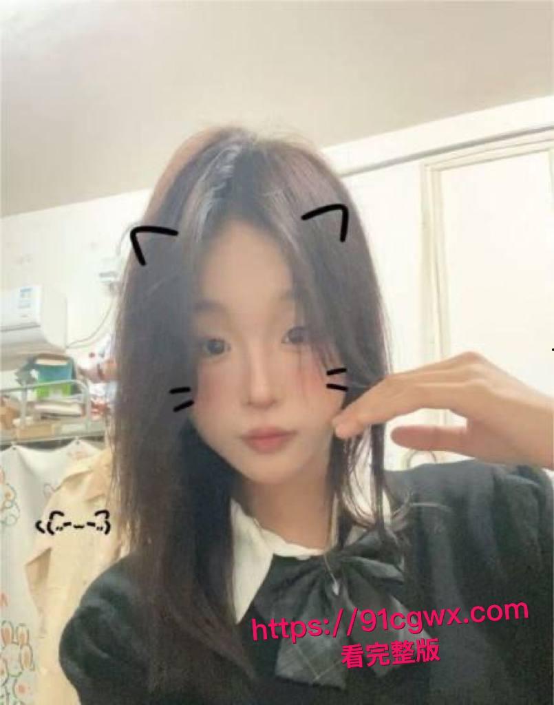 高二妹子同居偷情实录，朋友挖墙脚得手，放学直奔男友家后入啪啪，小身板撞得一塌糊涂嫩逼内射狂喷！-2