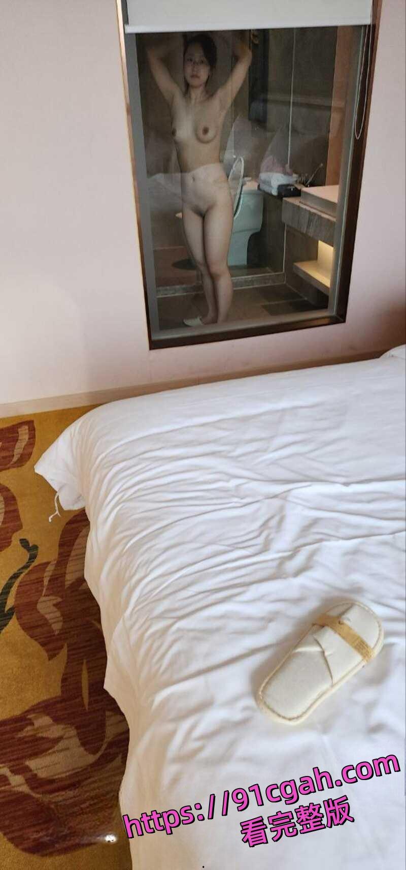 西南交通大学女研究生吴欣遥肥臀大奶，聊天记录和性爱视频曝光-3