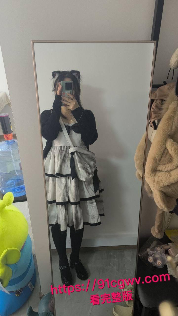 贵阳26岁C杯浪货李成乔自拍调教片外流！表面乖乖女床上爱绑绳子挨大鸡巴狂捅多毛骚逼淫叫不停-7