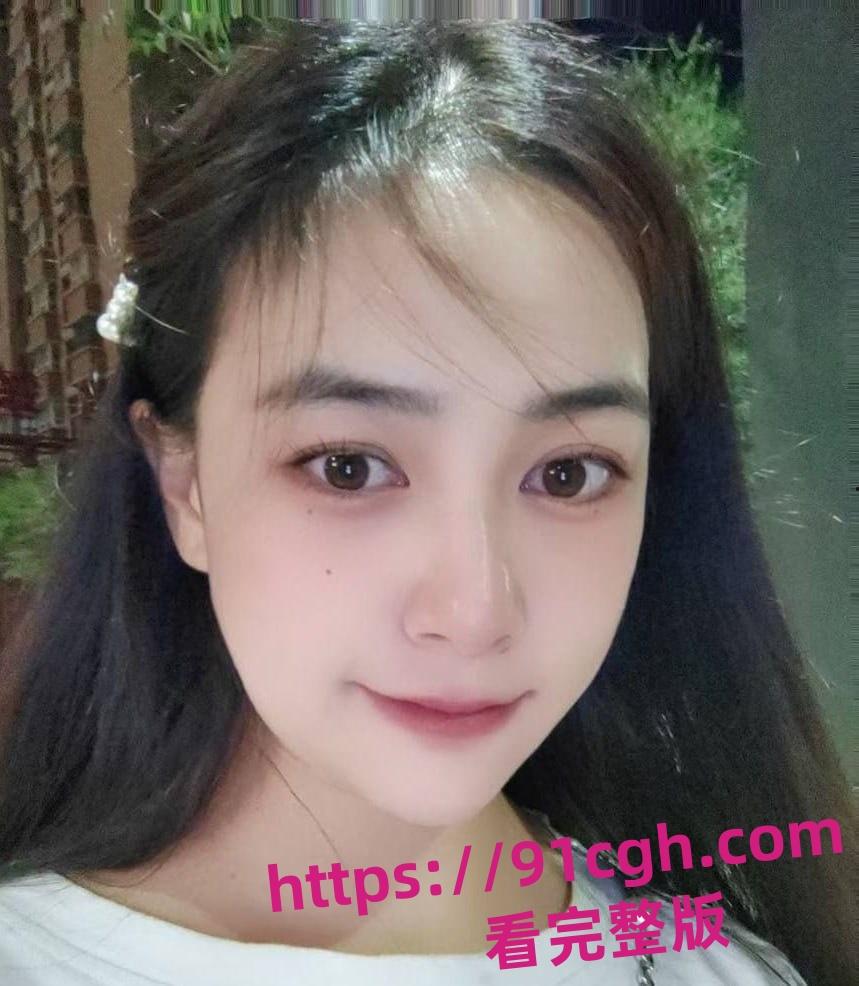 重庆财大新疆学妹 夏兹热丽 高颜值尤物破处视频泄密 美鲍嫩奶全网疯传-4