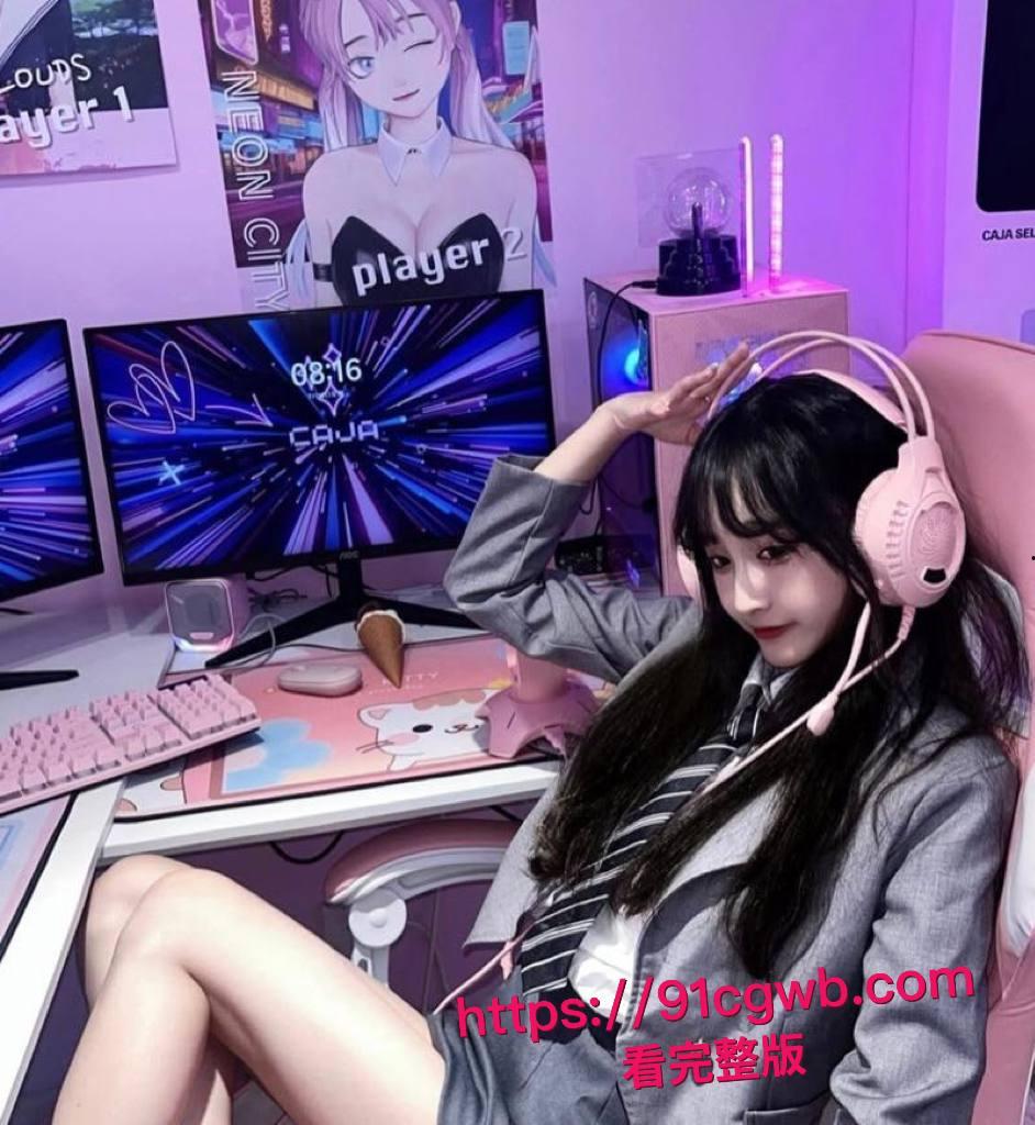 探花经典高清4K神作：黑丝高跟喷水妹沙发激战，敏感体制狂喷水，喷到最后腿都打颤！-10