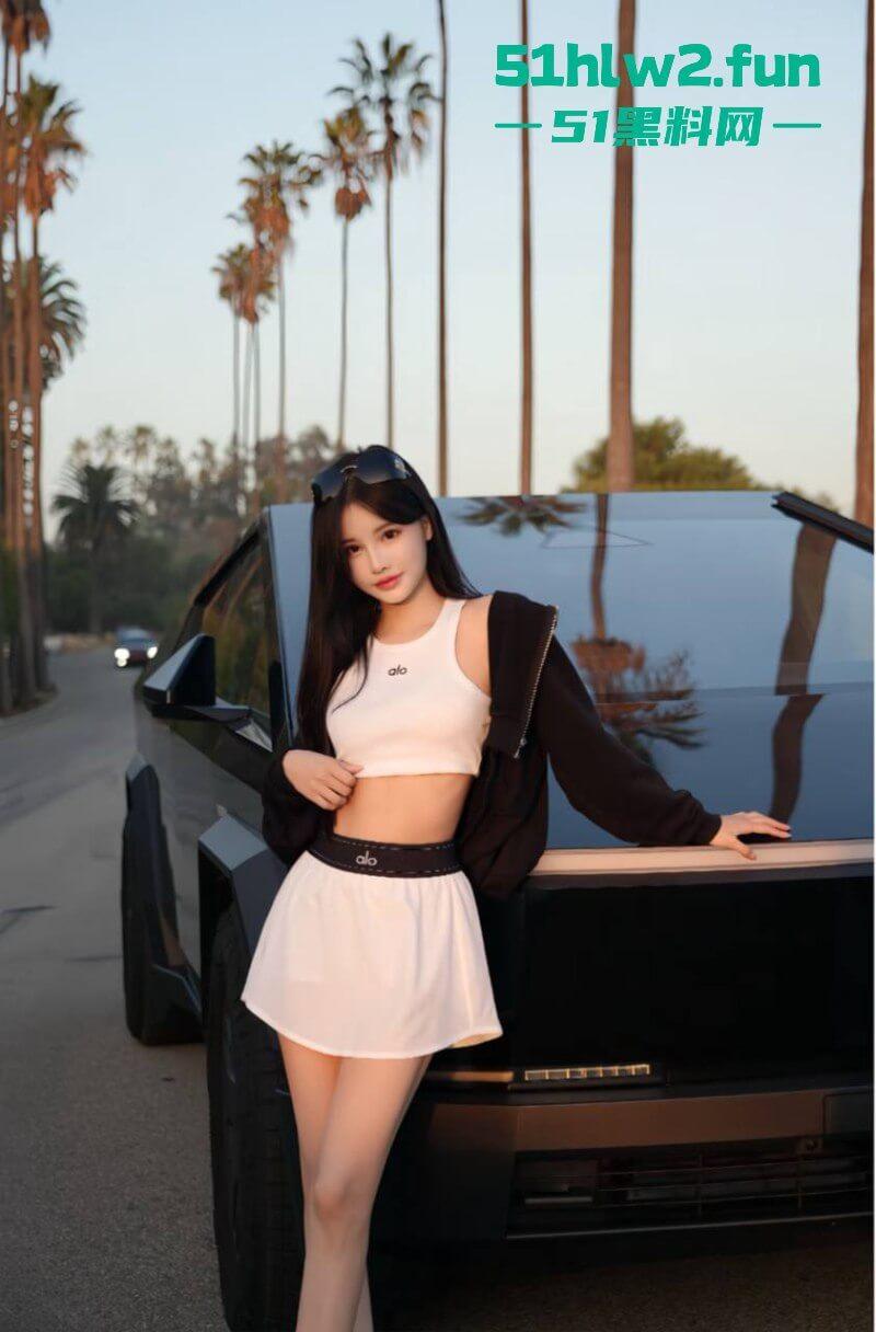 小红书【Chanel】95后UCR女网红竟是外围上岸！天价卖逼费高达5W美金，这逼是镶金边了吗？-13