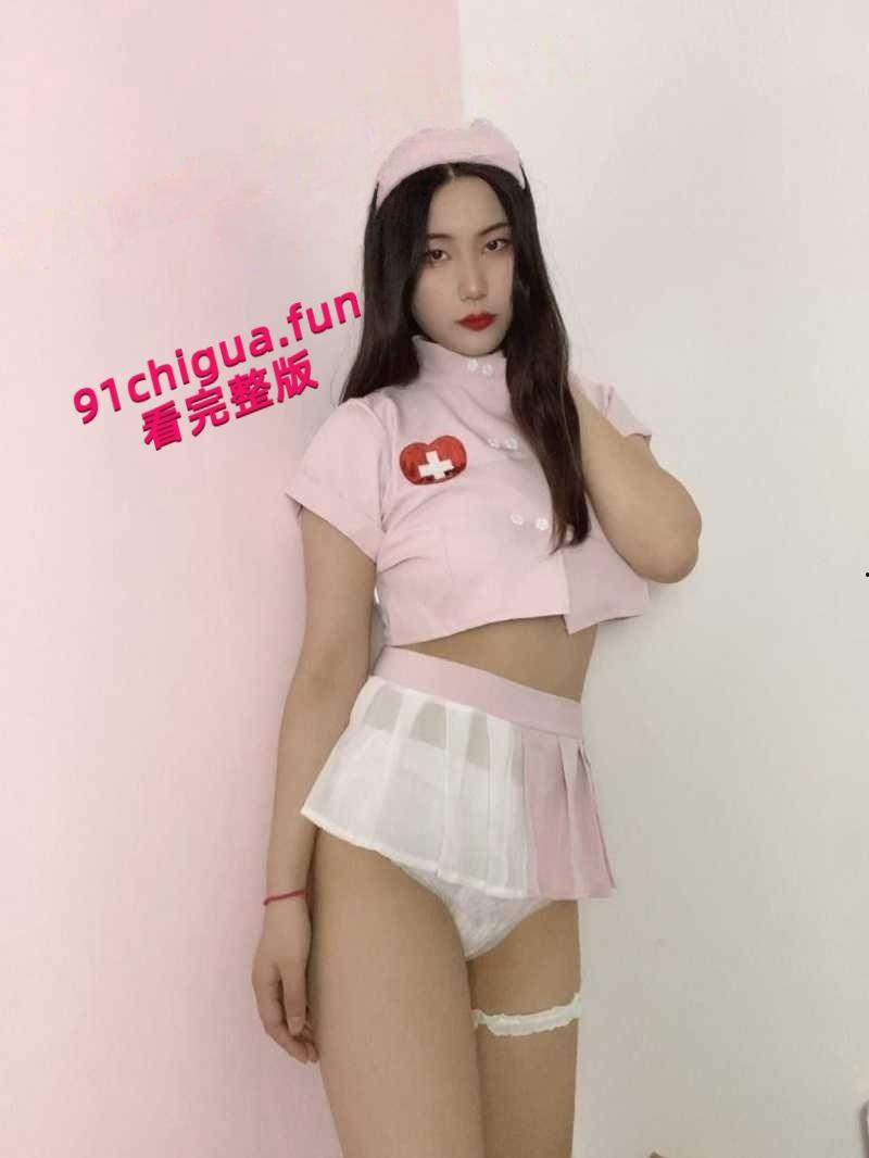 浙江护理职业技术学院学生妹【黄絮如】裸聊视频泄密，大尺度自慰呻吟声悦耳动人，极品反差学生妹谁能不爱呢！-12