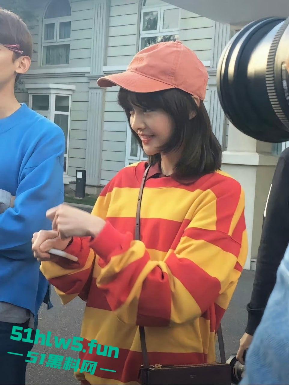 代孕女星【郑爽】又曝新瓜！给河南首富【叶延伟】当小三孕肚超大 马上要生！-3