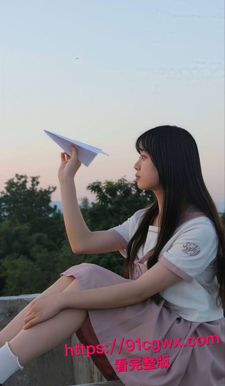 杭州电子科技大学大一文艺妹赵青瑜床照全裸上阵：清纯娃娃脸学妹白丝裹大肉腿自摸粉嫩骚穴，男友大鸡巴暴力打桩喷汁！-3