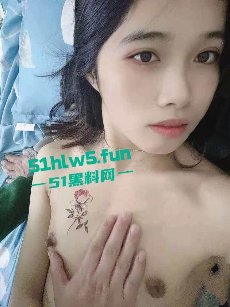 温州万达商城服装店导购【杨珍玥】背着男友约炮客人，竟然被渣男曝光这身材还真是诱人啊。-3