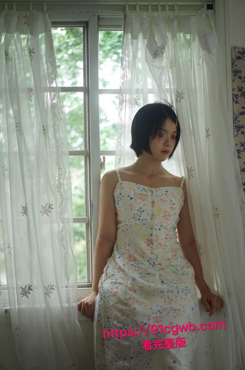 中国美术学院清纯学妹苏雨桐不雅视频流出：在男友调教下变身骚货，黑丝足交口爆后入狂干嫩穴高潮喷汁-18