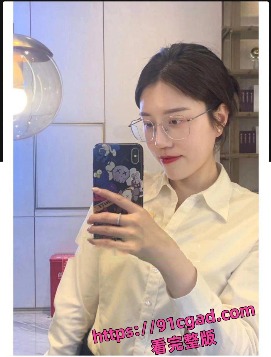 南通金牌售楼小姐郭智玲卖房业务如火如荼 用肉体换业绩 接受3P内射 销冠非你莫属！-1