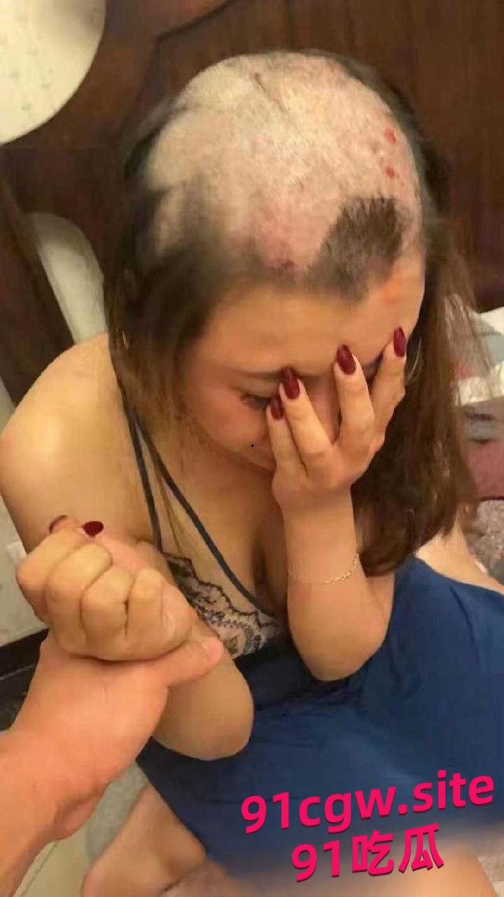 天津韩凌云出轨被丈夫发现聊天记录一怒之下殴打骚妻！-2