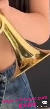 “师娘在打黑神话悟空”三只羊乔妹视频背景音增强，叫床声听的很清楚！-2