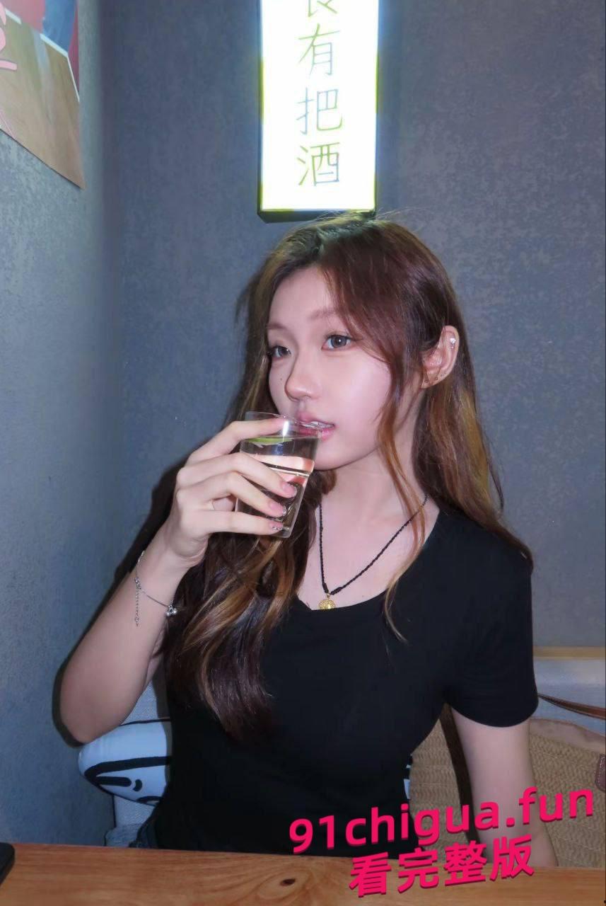 上海交通大学附属瑞金医院捐精科护士葛欣怡性爱视频曝光。时常在外约炮性生活混乱！  #乱性 #护士 #骚婊子-6