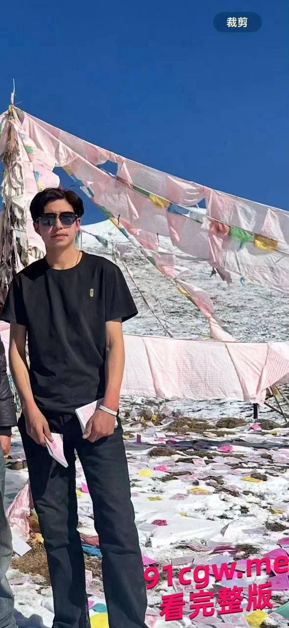 男子去西藏旅游被狗熊袭击，脸都吃没了血腥现场视频曝光！-1