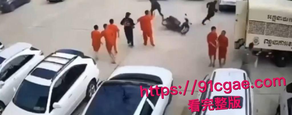 黑衣大嫂一人一枪为爱冲锋 单枪匹马勇闯法场救男人情深意重轰动全网！-3