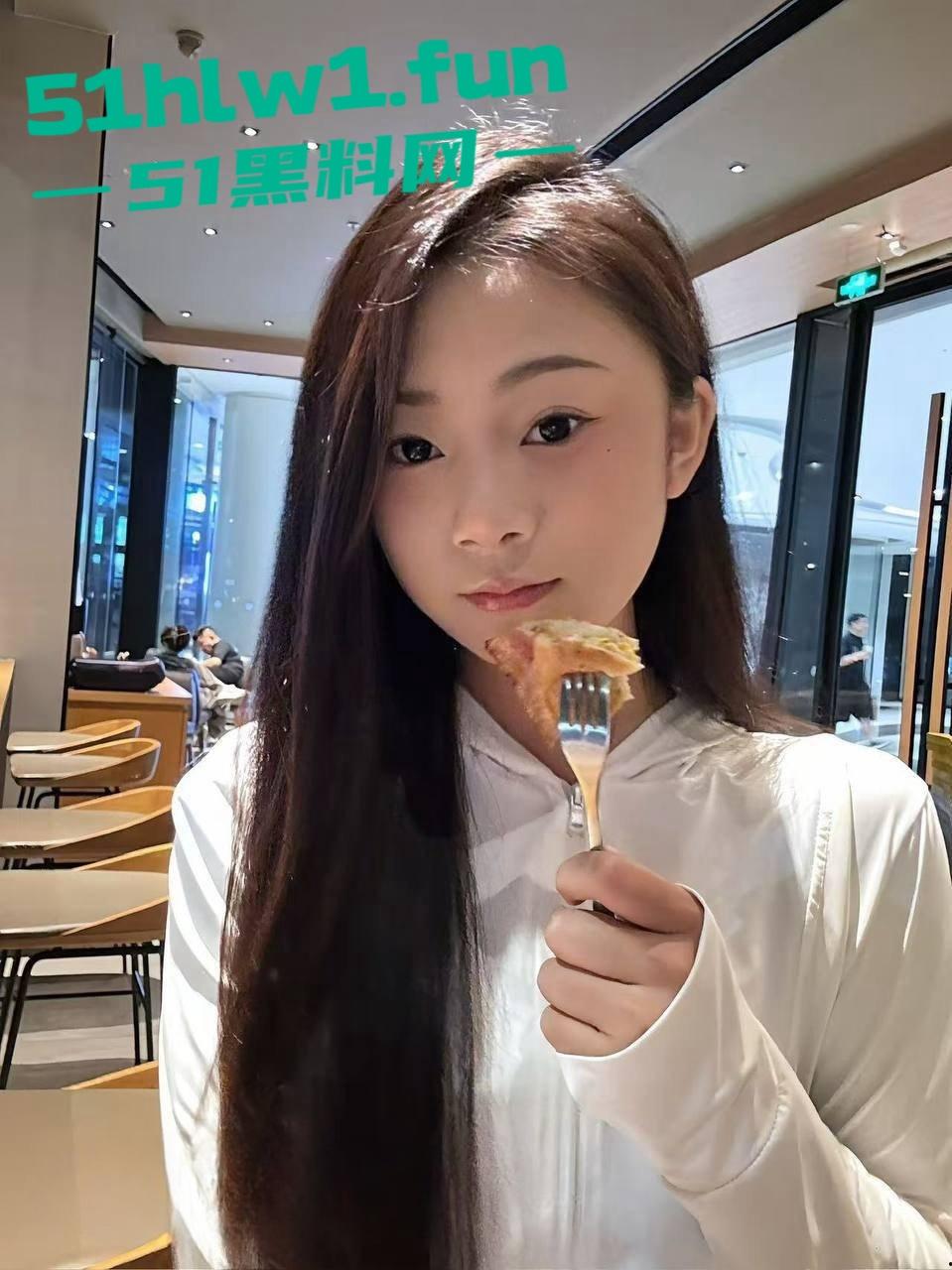 手滑发错人鸡鸡照片发给妈妈，结果妈妈的反应直接让人社死，这剧情堪比海角社区的离谱故事！-14