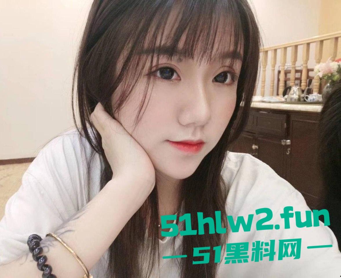 抖音【小团团】约炮传闻再升级，酒店送逼58大神激情40分钟视频疯传，女上位骑乘大屌，妖娆姿势疑似实锤！-7