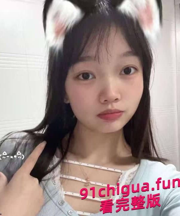 商丘职业技术学院反差少女孙秋雨校外约炮泄欲，不料被炮友反手曝光-3