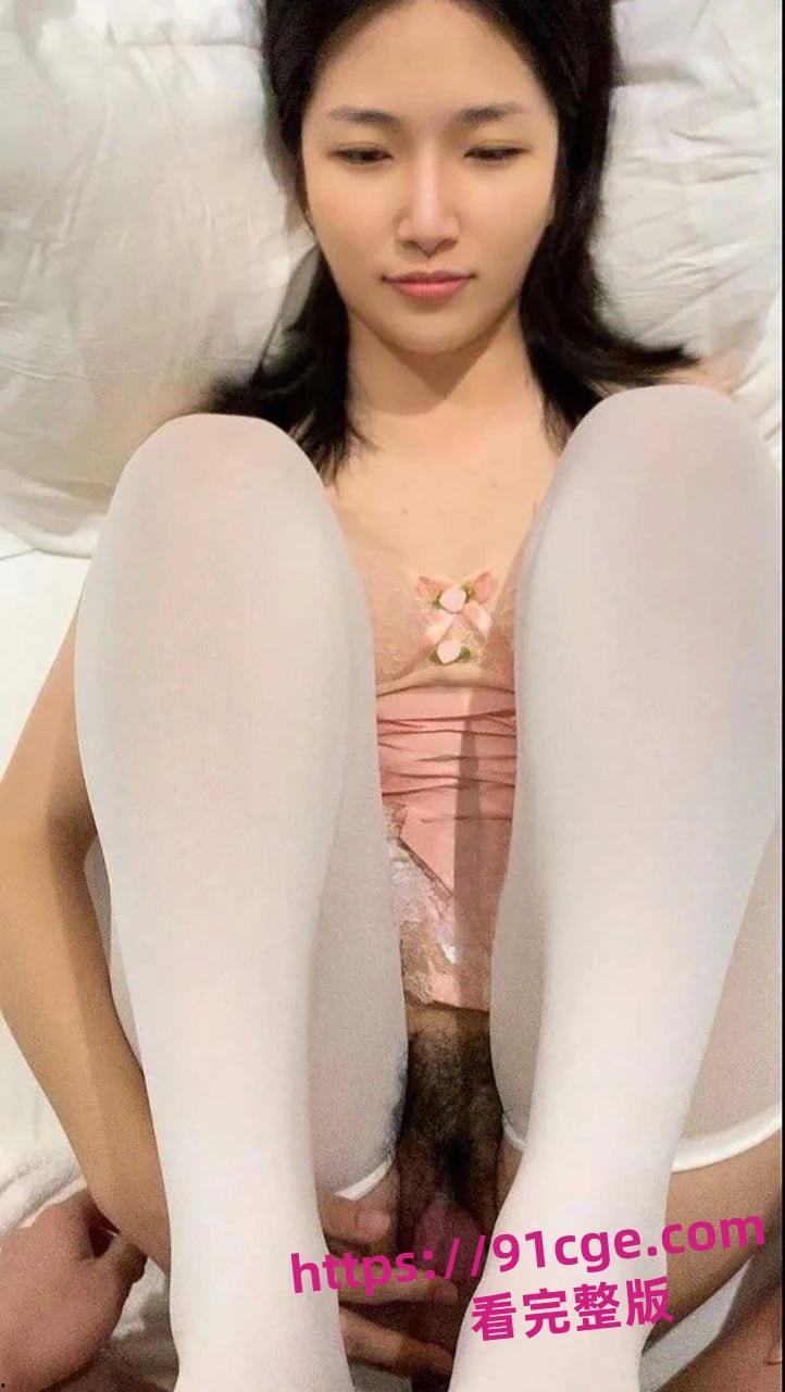 南京女大学生和男友兄弟玩3p 说好的露脸就删掉呢？！-3