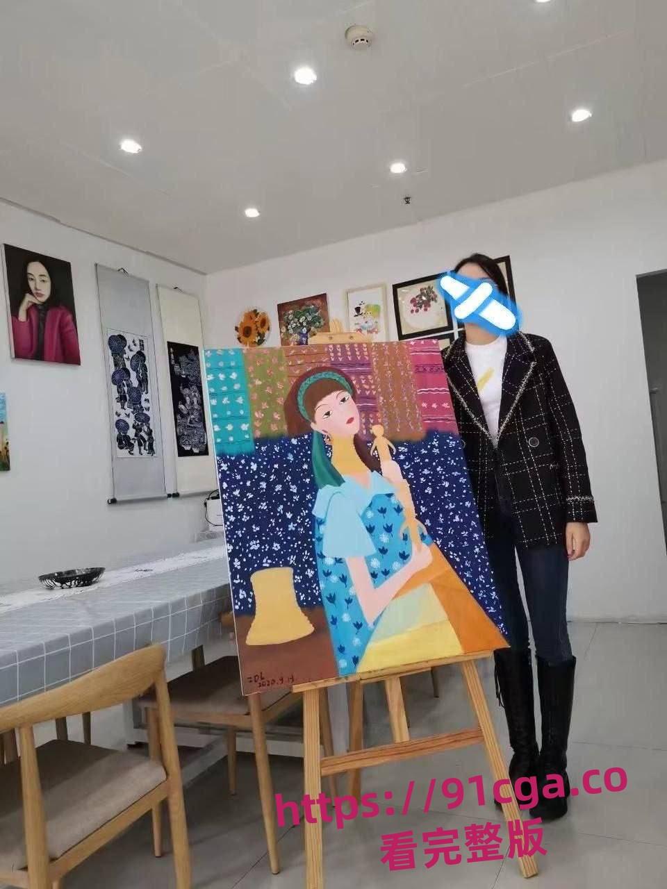 曾经画室老师在集训时一直献殷勤，后来毕业时带去酒吧才成功套路到酒店！-3