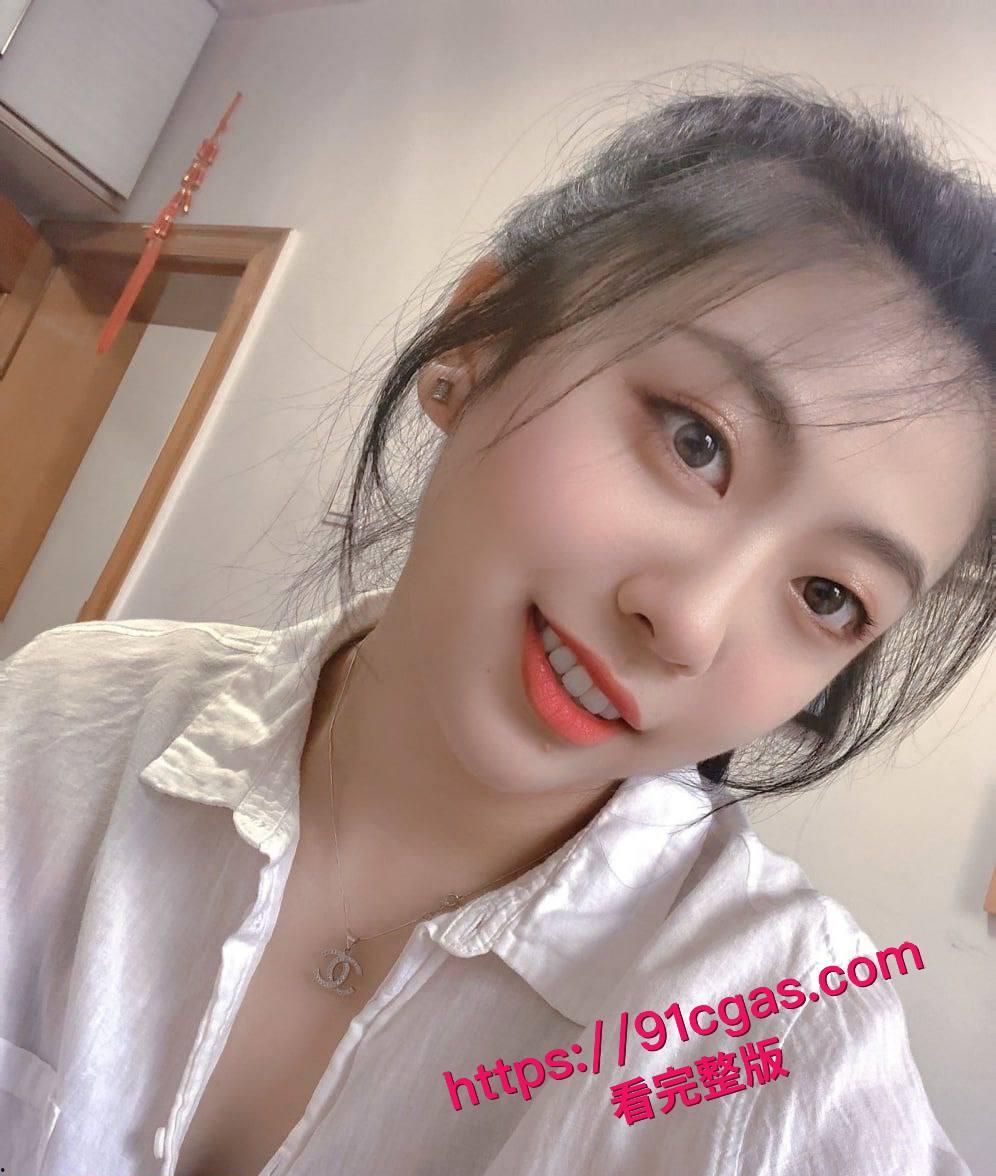 福建省福州市财经大学生 一名极品女大学生外表清纯可爱-2