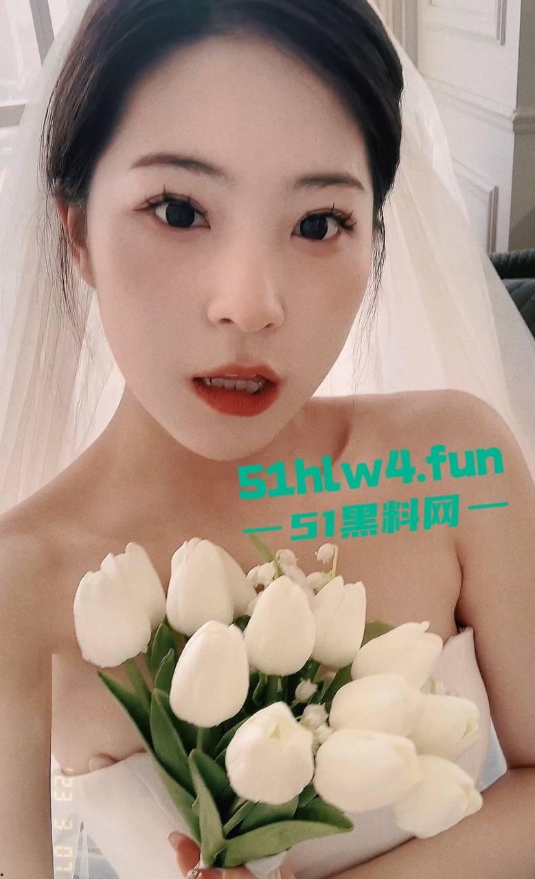 青岛电影学院【王伊诺】河南郑州的骚母狗，认识假富二代各种装逼炫富，做爱视频被曝光。-8