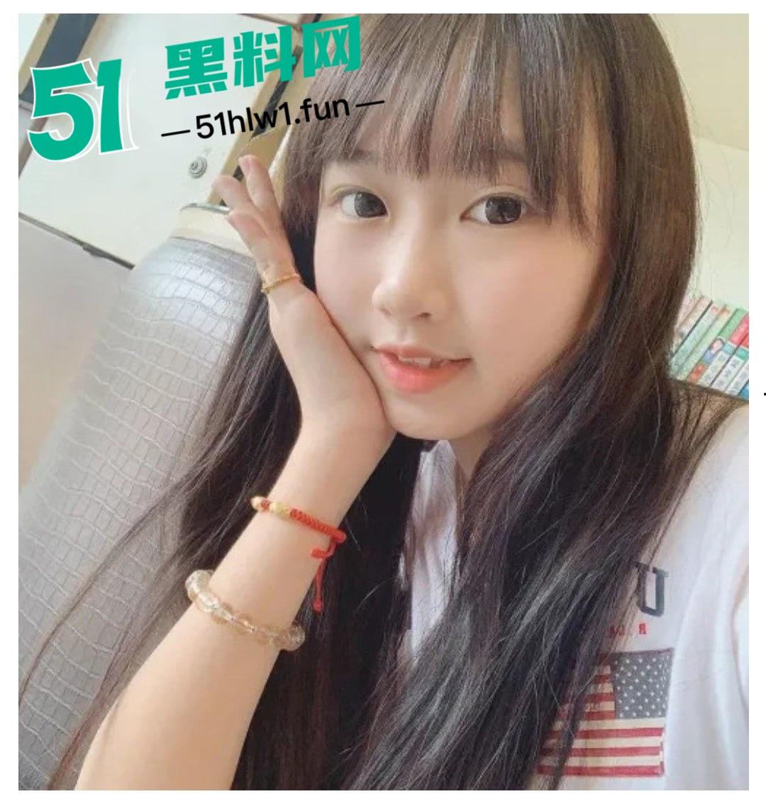 辽宁大学母狗【陈莹】大奶肥臀骚母狗，平时打扮起来还挺耐看的，但骚劲全校第一 出名的校园公交车做爱视频流出。-5