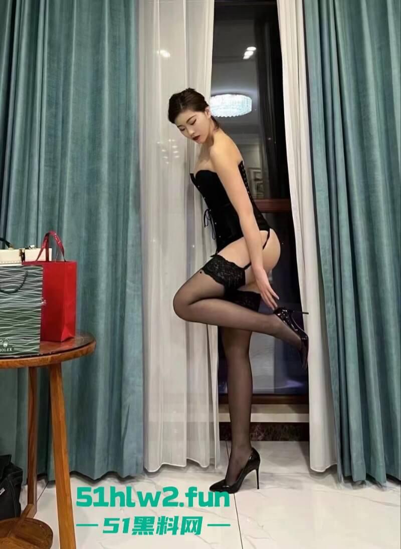 抖音【张露文】守护花蕾计划疯狂圈钱在线上做公益只为敛财!更有与抓哥塌房事件流出不雅视频!-7