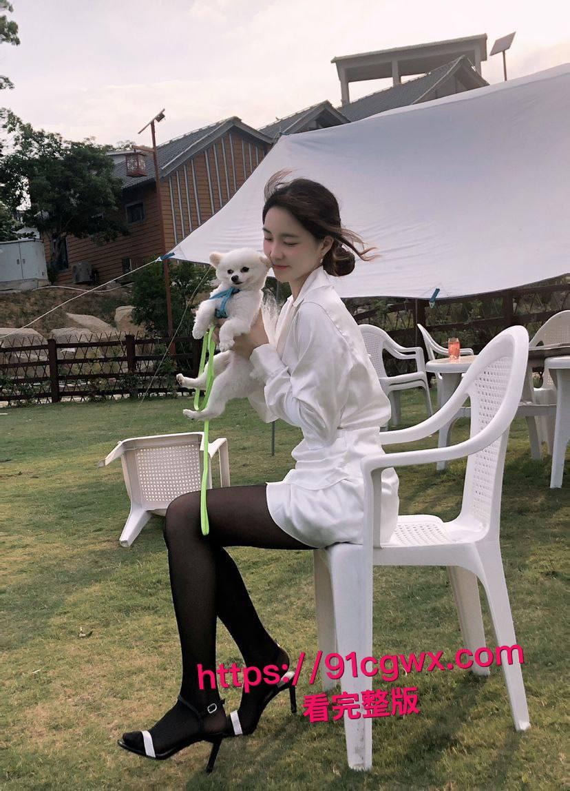 吴萌私密视频泄露！娇小身材大胸反差，嫩滑肌肤让人血脉喷张！-4