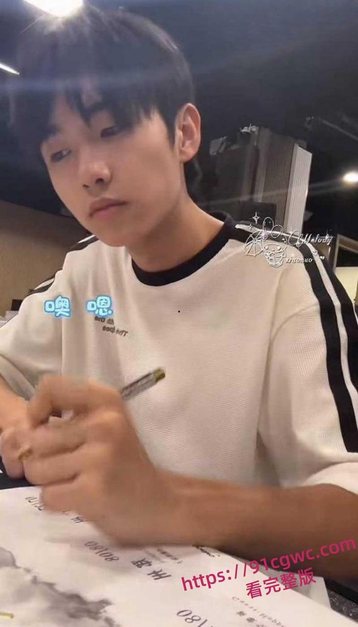 抖音340万粉网红少涵自曝猛料 男友伍六七出轨操粉 无套内射女粉为其打胎 性爱视频曝光实锤无疑！-13