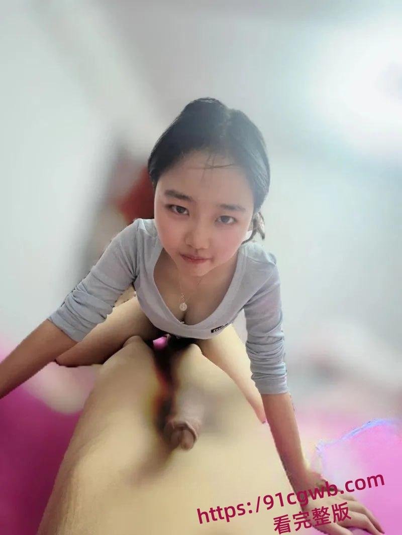 湖南大学啦啦队清纯女神渣男分手后曝光反差私照，尺度逆天！-6