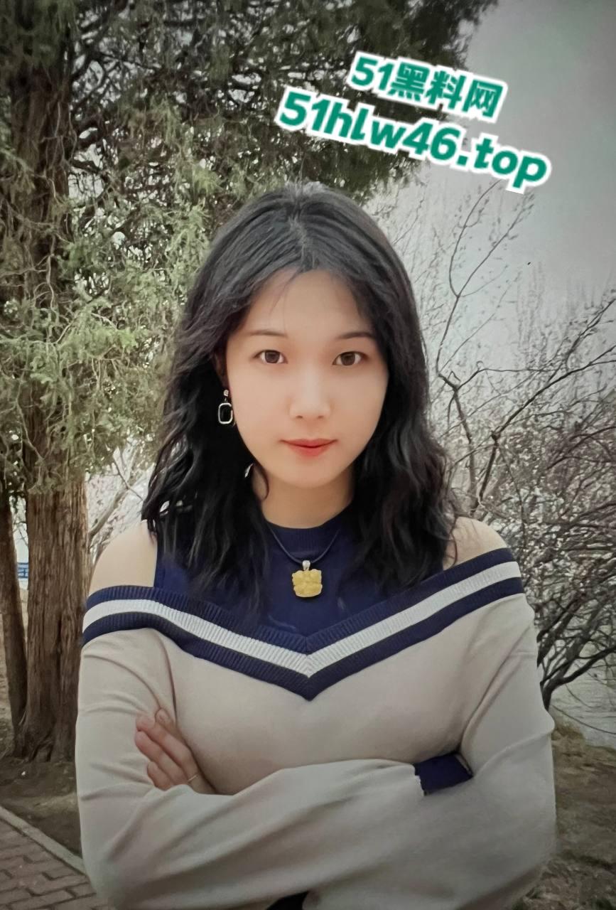 陕西渭南师范学院【陈小雨】背着男友出轨还惨遭炮友曝光，现在是全校出了名的肉便器！-3