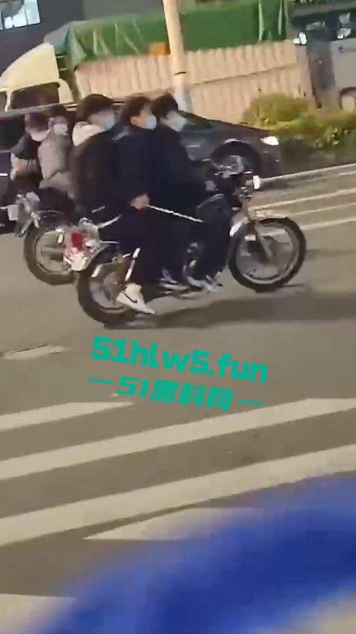 重口血腥场面慎点！广东普宁cw电竞社精神小伙线下真实暴砍对手致皮开肉绽。-2