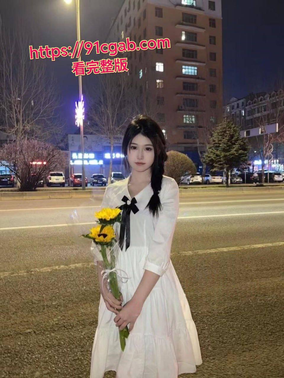 【郭奕函】，高颜值校园女神，这骚货身材是真的很御姐，被前男友曝光-1