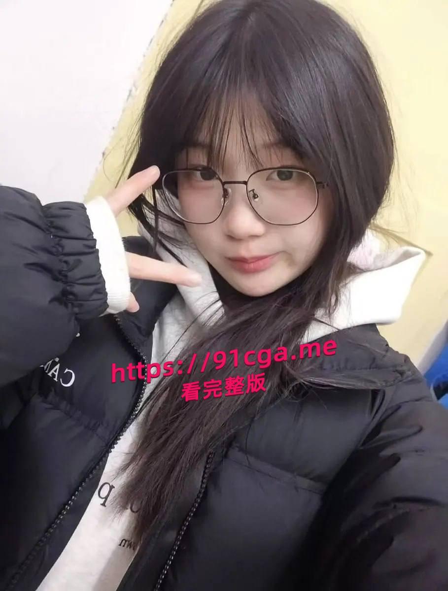 抖音50万粉丝小佳呆呆转战推特：揭秘她的新身份 #推特 抖音网红 #抖音小佳呆呆的 #福利姬 #自拍流出-1