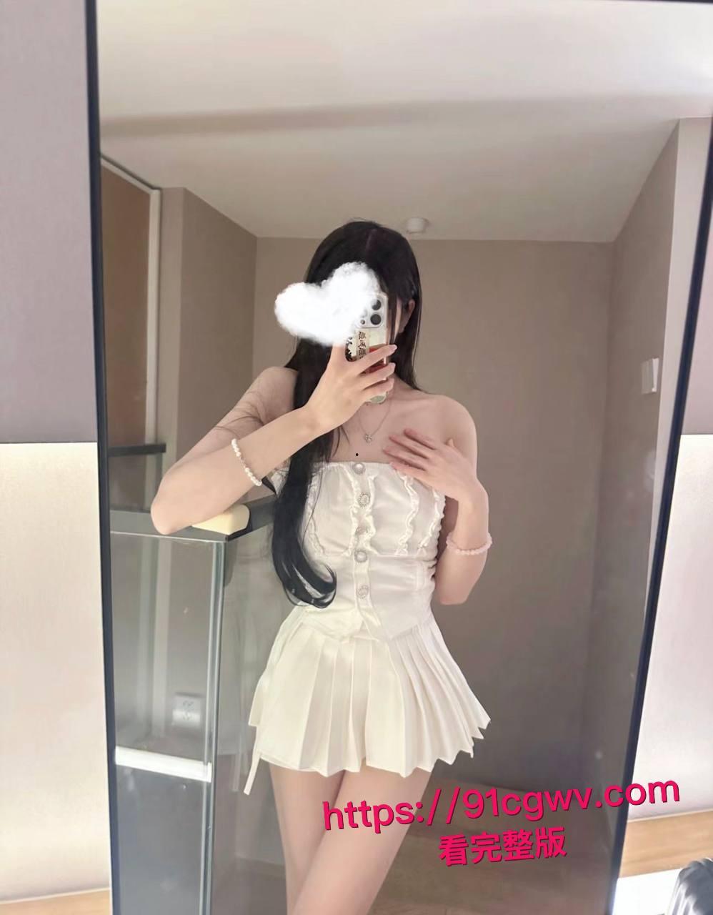 南昌大学校招黑幕曝光：女主播露骨海报设台球助教陷阱-11