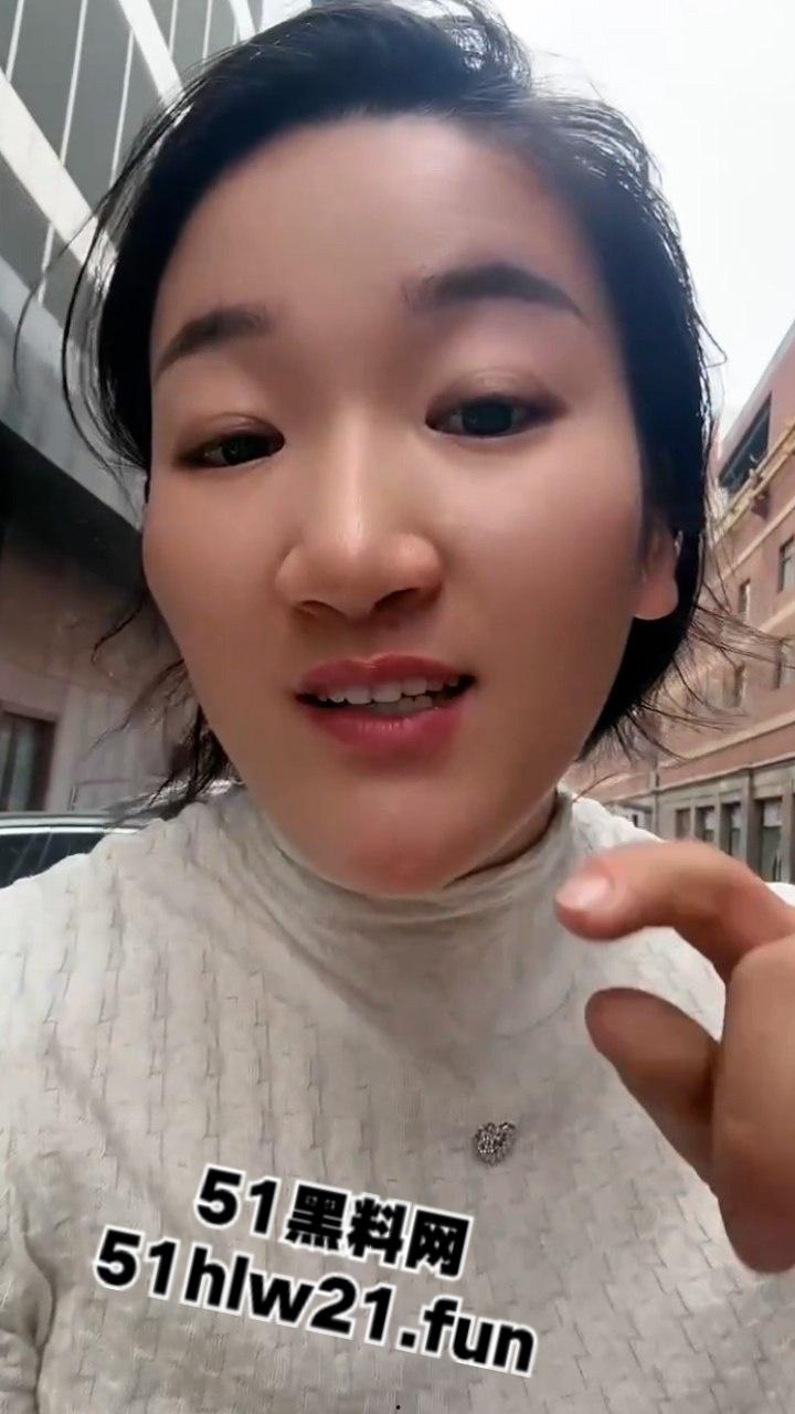 抖音网红河南固始【燕儿爷】自曝因老公长期出差，自己被老公公的甜言蜜语哄上床感染hpv！-2