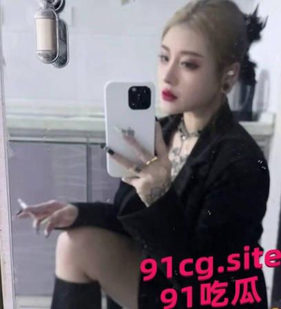 快手网红迷人大野驴 爆乳符文女神黑丝情趣内衣女上位骑乘！-3