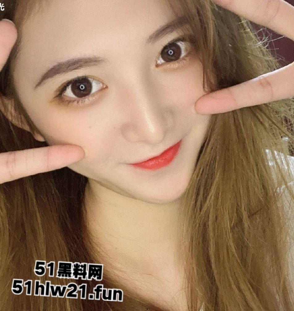 E奶骚货反差婊【郭珊】丰满身材性感骚母狗，玩露出被男友各种爆操，淫叫不断超下贱。-5