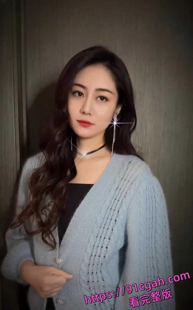 性感女星毕畅乡村爱情8王小蒙喂奶镜头露点 哺乳特写一闪而过 慢放版本放大细节 乳头清晰可见！-2