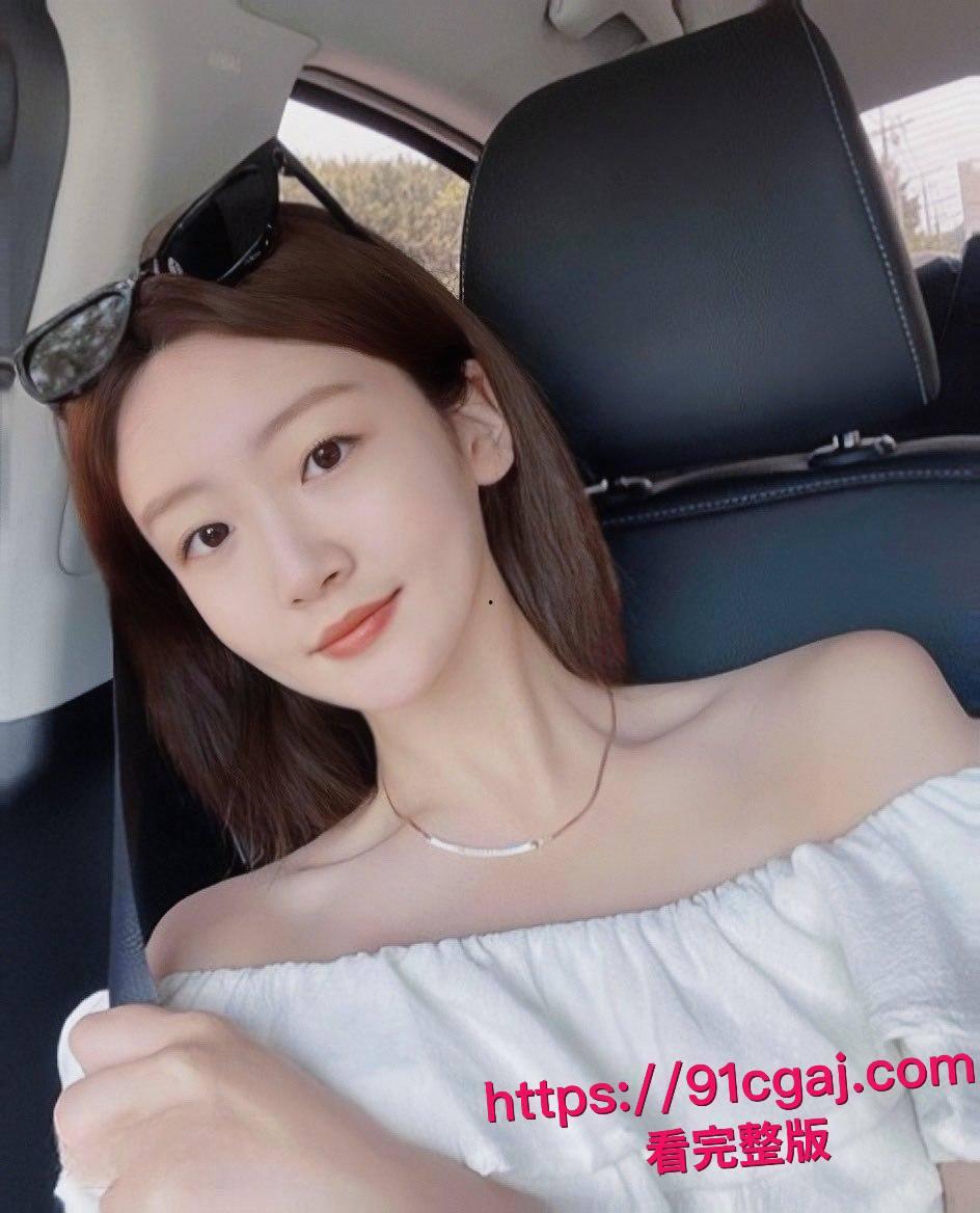 极品人妻章雅晴同学会后勾搭初恋直奔酒店，浪叫喷水操到腿软，视频竟被渣男贱卖换钱！-1