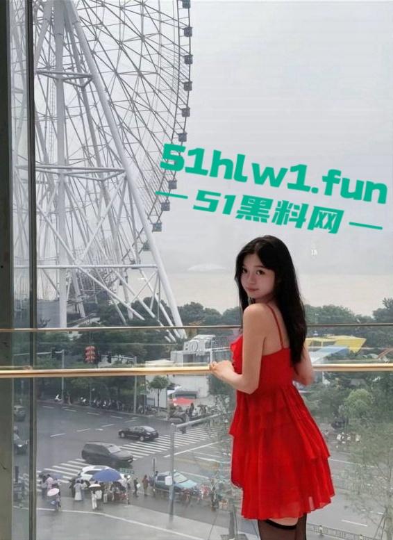 广东岭南职业技术学院，清远校区陪游陪睡母狗【陈佳怡】抖音【一直丸】又被爆约炮视频。-11