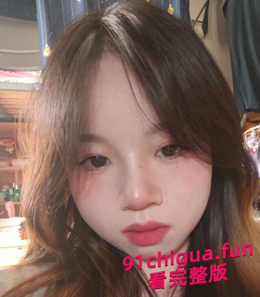 武汉某房地产公司设计师朱茹珺 极品甜妹被渣男曝光床照-6