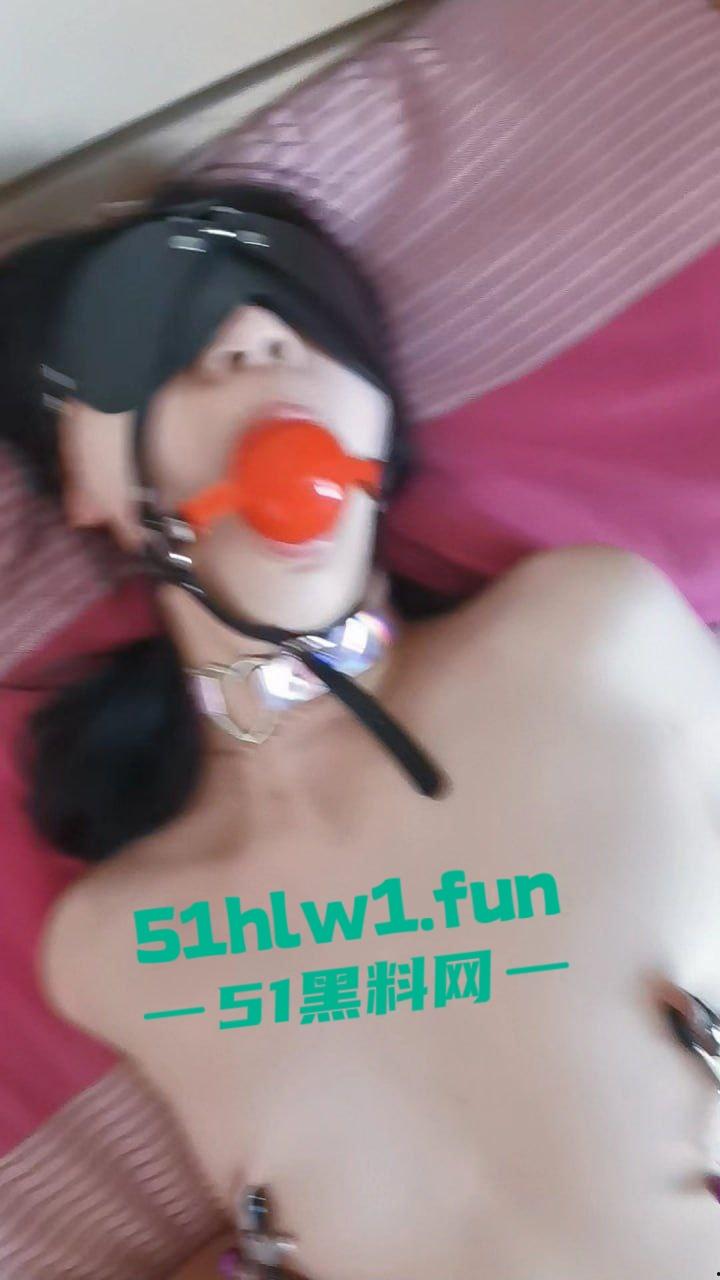 优越的上海精致女孩【丁茹越】自曝签合同当性奴，女神调教日常羞耻又刺激大量不雅照视频曝光。-11